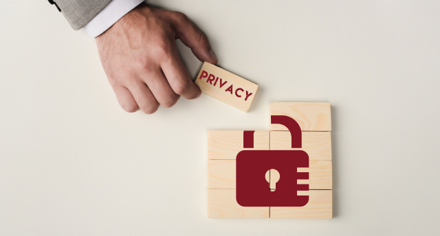 您的捐款去了哪裡？進入了一個您無法逃脫的資料庫。